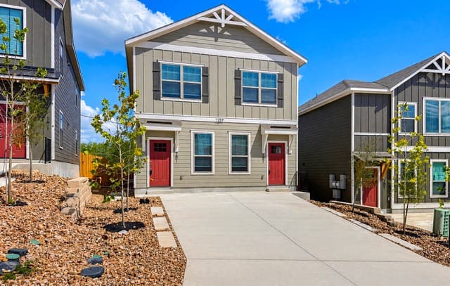 rental at 7232  Magnolia Creek Unit 201 in San Antonio, TX — photo 2
