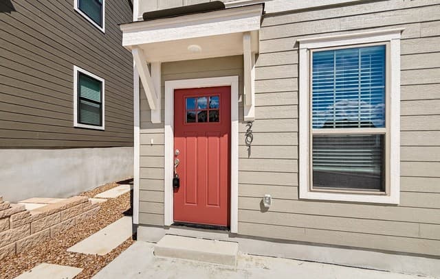 rental at 7232  Magnolia Creek Unit 201 in San Antonio, TX — photo 3