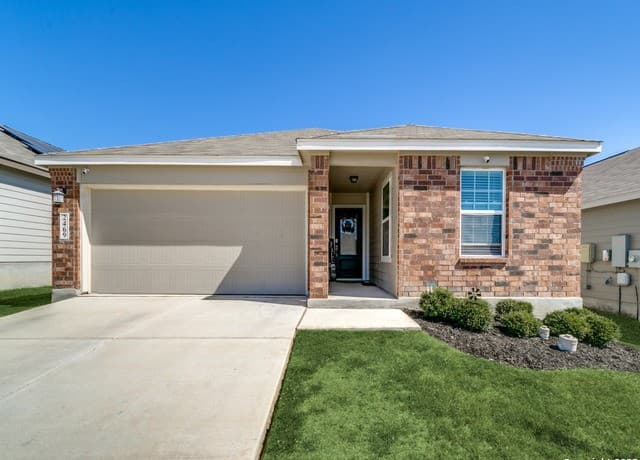 rental at 2469  Arctic Warbler in New Braunfels, TX — photo 2