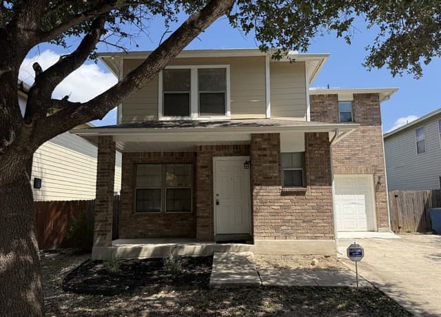 rental at 3962  Tarrant in New Braunfels, TX — photo 1