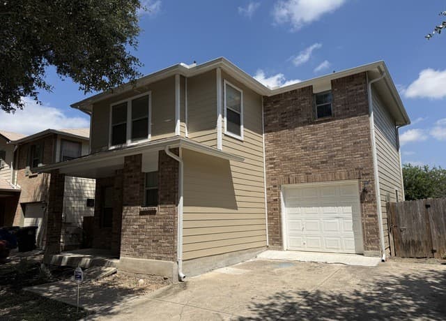 rental at 3962  Tarrant in New Braunfels, TX — photo 2