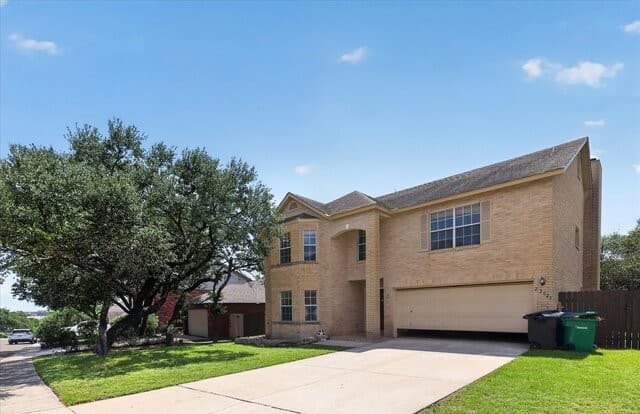rental at 22023  Legend Point in San Antonio, TX — photo 3