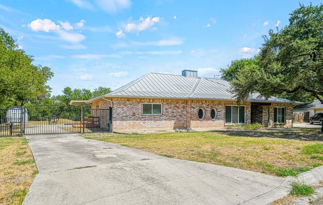 rental at 6005  Covers Cv in Schertz, TX — photo 3