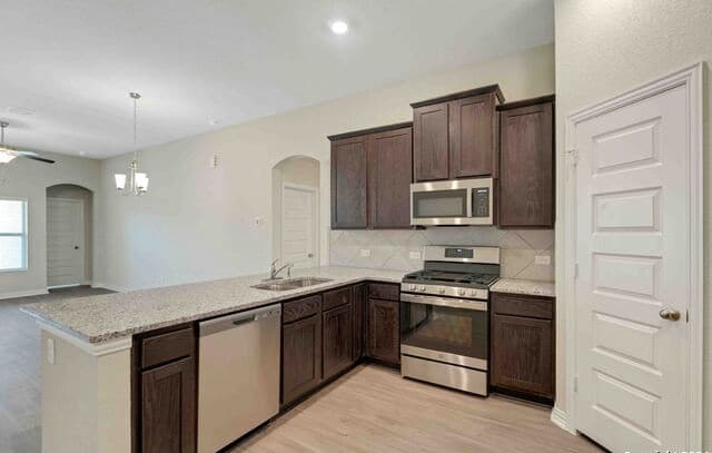 rental at 9318  Frio Landing in Converse, TX — photo 4