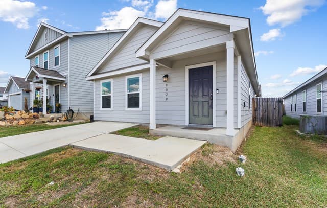 rental at 8020  Nube Medina in San Antonio, TX — photo 3