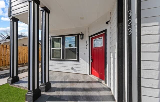 rental at 323  Gabriel Unit 101 in San Antonio, TX — photo 1