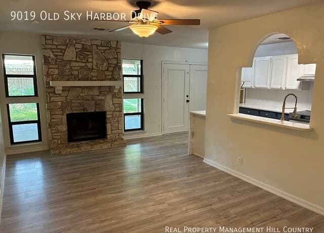 rental at 9019  Old Sky Hbr in San Antonio, TX — photo 2