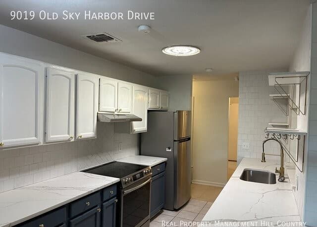 rental at 9019  Old Sky Hbr in San Antonio, TX — photo 3