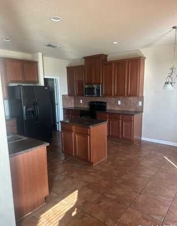 rental at 5309  Cilantro Pl in Leon Valley, TX — photo 4