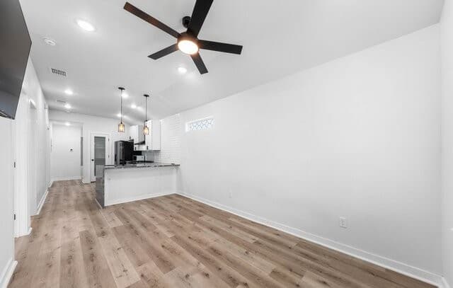 rental at 329  Saint Francis in San Antonio, TX — photo 5