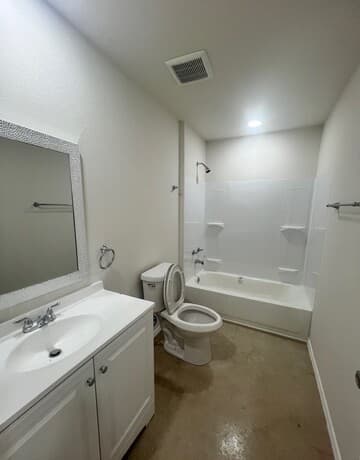 rental at 476  Valley View St in Canyon Lake, TX — photo 5