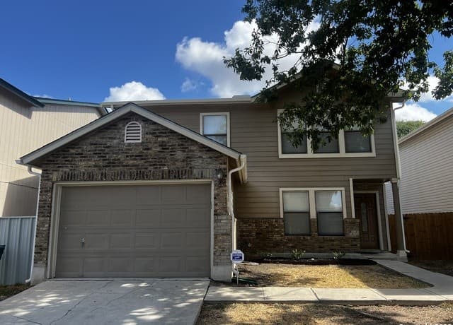 rental at 822  Meadow Dale in Converse, TX — photo 1