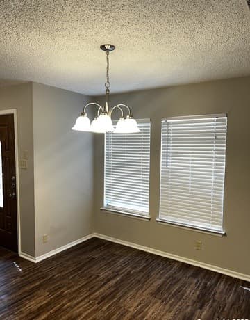 rental at 822  Meadow Dale in Converse, TX — photo 4