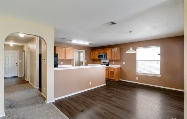rental at 8410  Sea Rim in Converse, TX — photo 5
