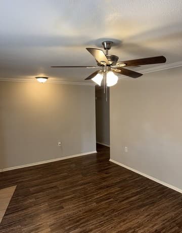 rental at 5635  Fountainwood in San Antonio, TX — photo 2