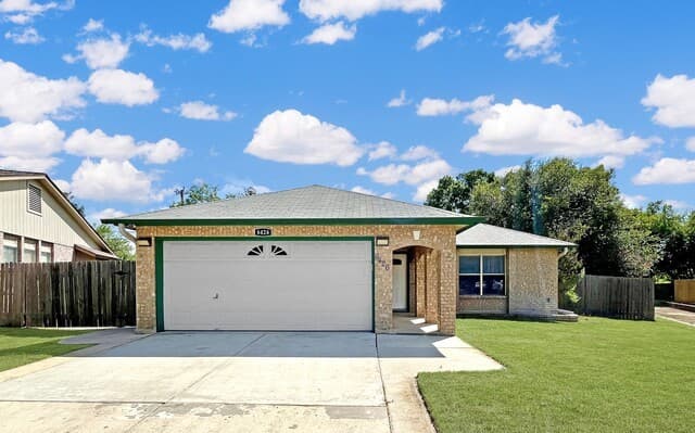 rental at 6426  Regency Lane in San Antonio, TX — photo 1