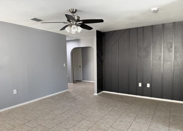 rental at 6711  Dragon Tooth in San Antonio, TX — photo 3