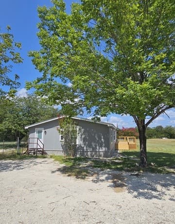 rental at 9008  Pocahontas in Spring Branch, TX — photo 2