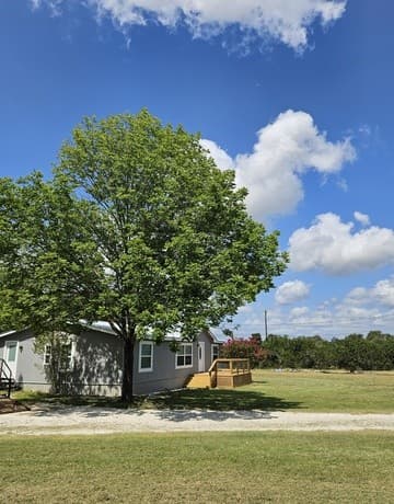 rental at 9008  Pocahontas in Spring Branch, TX — photo 3