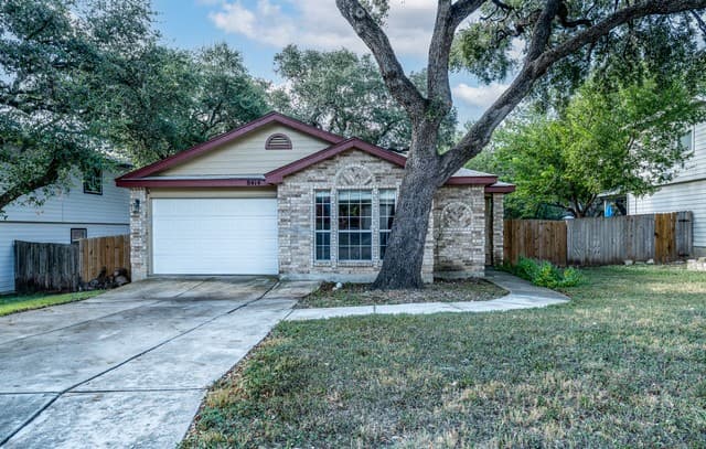 rental at 8414  Shooting Quail in San Antonio, TX — photo 1