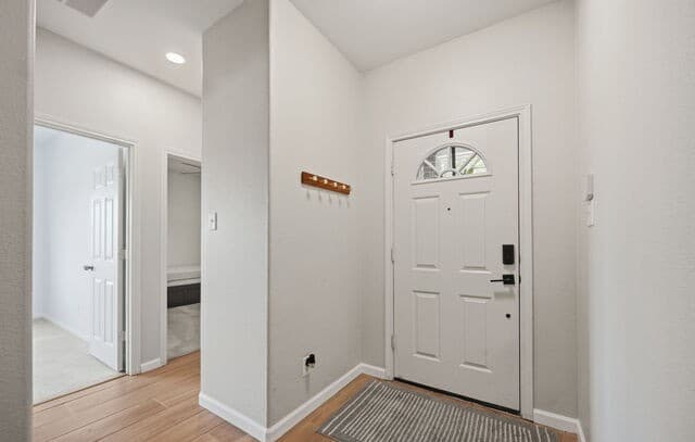 rental at 8787  Laurel Canyon Dr in Universal City, TX — photo 3