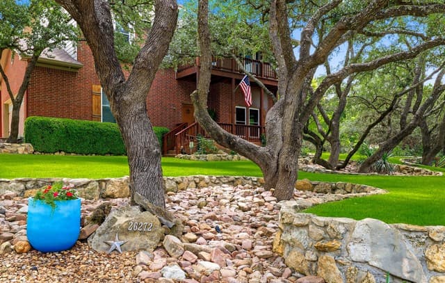 rental at 26272  Romance Point in San Antonio, TX — photo 2