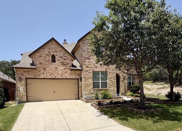 rental at 923  Dulce Vis in San Antonio, TX — photo 2