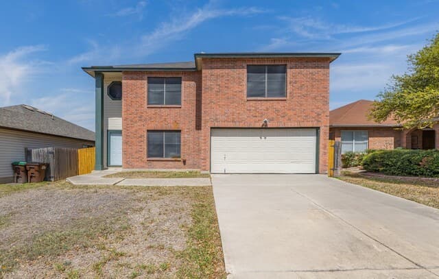 rental at 8011  Chestnut Cedar Drive in Converse, TX — photo 1