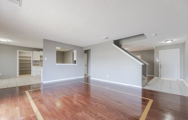 rental at 8011  Chestnut Cedar Drive in Converse, TX — photo 2