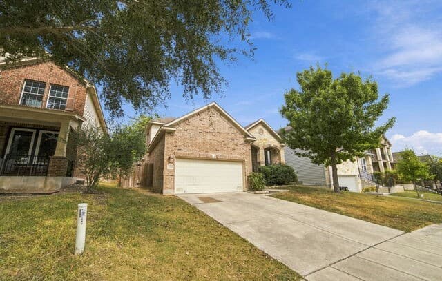 rental at 240  Nomad Ln in Cibolo, TX — photo 2