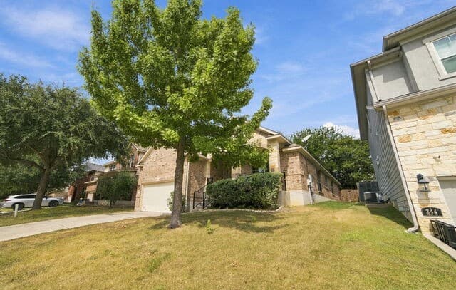 rental at 240  Nomad Ln in Cibolo, TX — photo 3