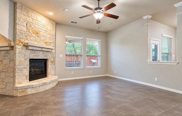 rental at 2143  Silent Fox in San Antonio, TX — photo 5
