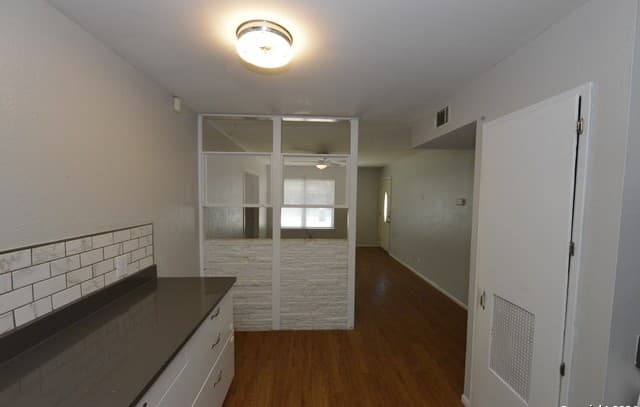 rental at 110  Covina in San Antonio, TX — photo 4
