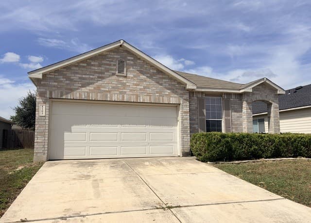 rental at 8103  Silver Grove in San Antonio, TX — photo 1