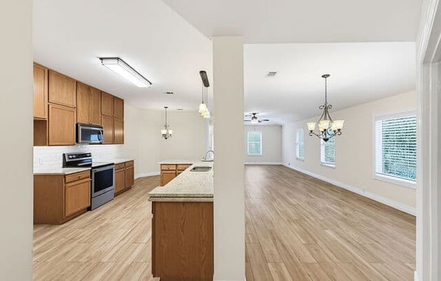 rental at 15614  Robin Feather in San Antonio, TX — photo 5