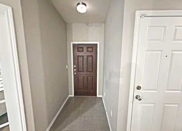 rental at 12958  Limestone Way in San Antonio, TX — photo 2