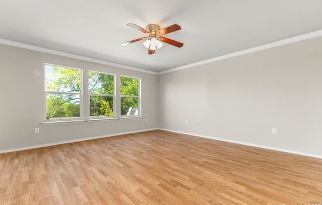 rental at 7903  Copper Brk in Converse, TX — photo 4