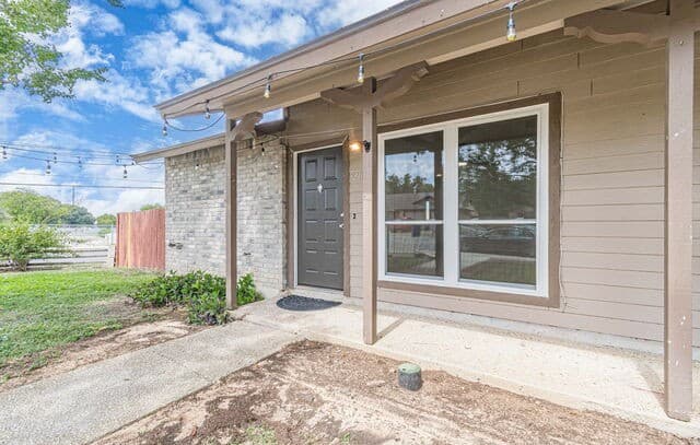 rental at 5207  Gawain in San Antonio, TX — photo 3