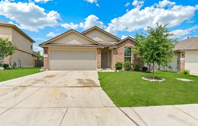 rental at 15335  Night Heron in San Antonio, TX — photo 2