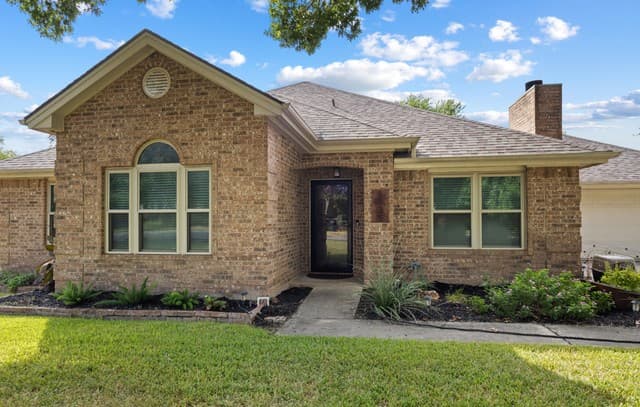 rental at 1935  Tiara Dr in New Braunfels, TX — photo 3