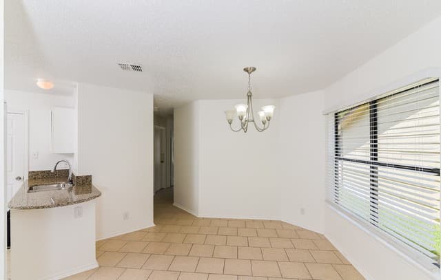 rental at 9419  Valley Rock in San Antonio, TX — photo 5