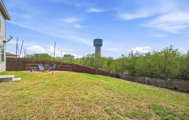 rental at 10938  Moonlit Cyn in San Antonio, TX — photo 3