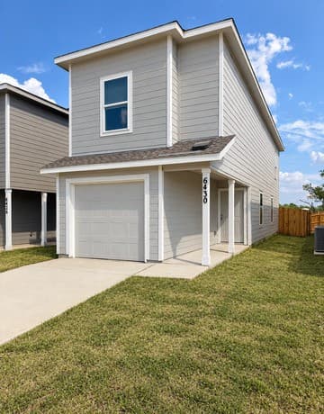 rental at 6430  Dali Bnd in San Antonio TX