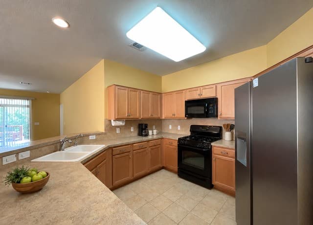 rental at 12635  Cascade Hills in San Antonio, TX — photo 4