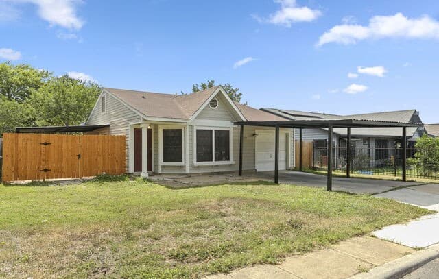 rental at 4135  Hickory Sun in San Antonio, TX — photo 1