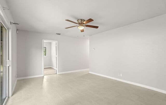 rental at 4135  Hickory Sun in San Antonio, TX — photo 3