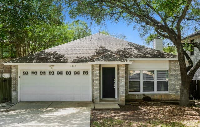 rental at 3438  Maitland in San Antonio, TX — photo 1