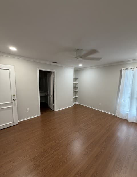 rental at 7815  Broadway Unit 404D in San Antonio, TX — photo 2