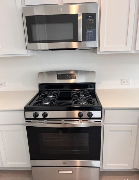 rental at 7654  Barcelo in San Antonio, TX — photo 1