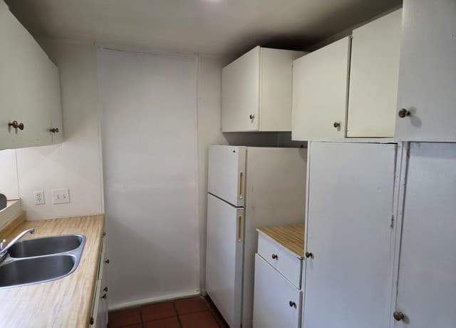 rental at 1305 E Mulberry Ave Unit 11 in San Antonio, TX — photo 2